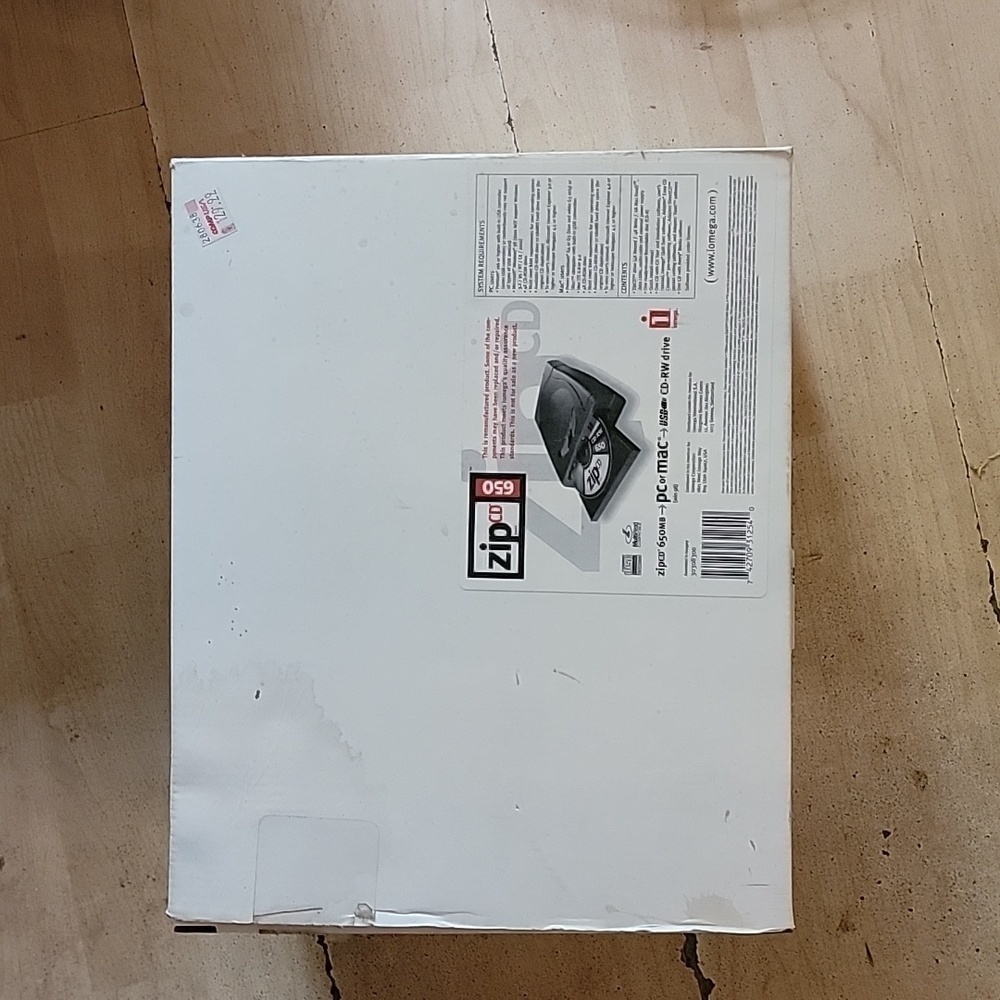 Zipcd 650 mb pc or Mac USB drive new in box